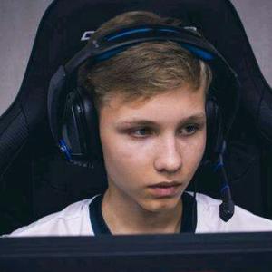 香港国际七人橄榄球赛收官 中国香港队斩获男女“银剑杯”赛冠军2025-03-31.