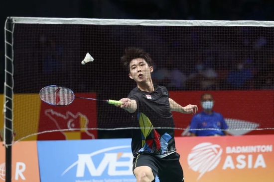 持高度的警 持高度的警